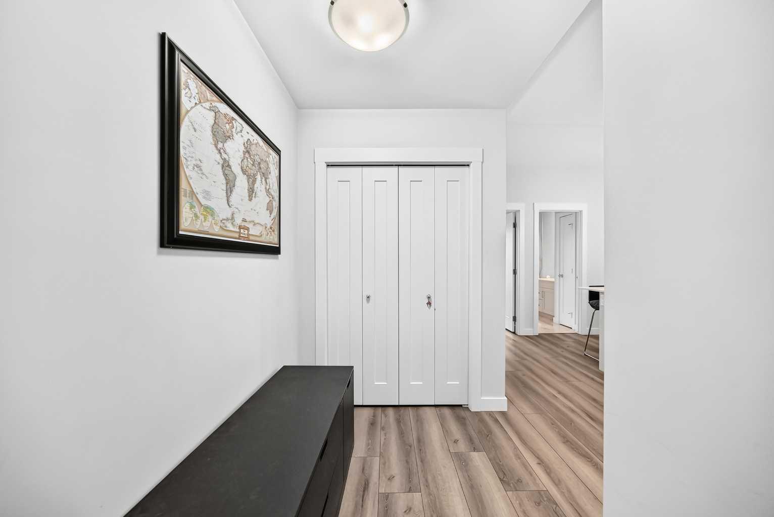 409, 30 Walgrove Walk SE