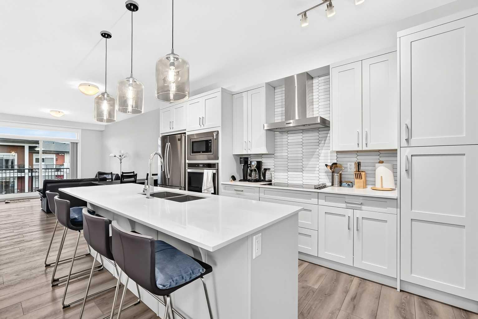 409, 30 Walgrove Walk SE