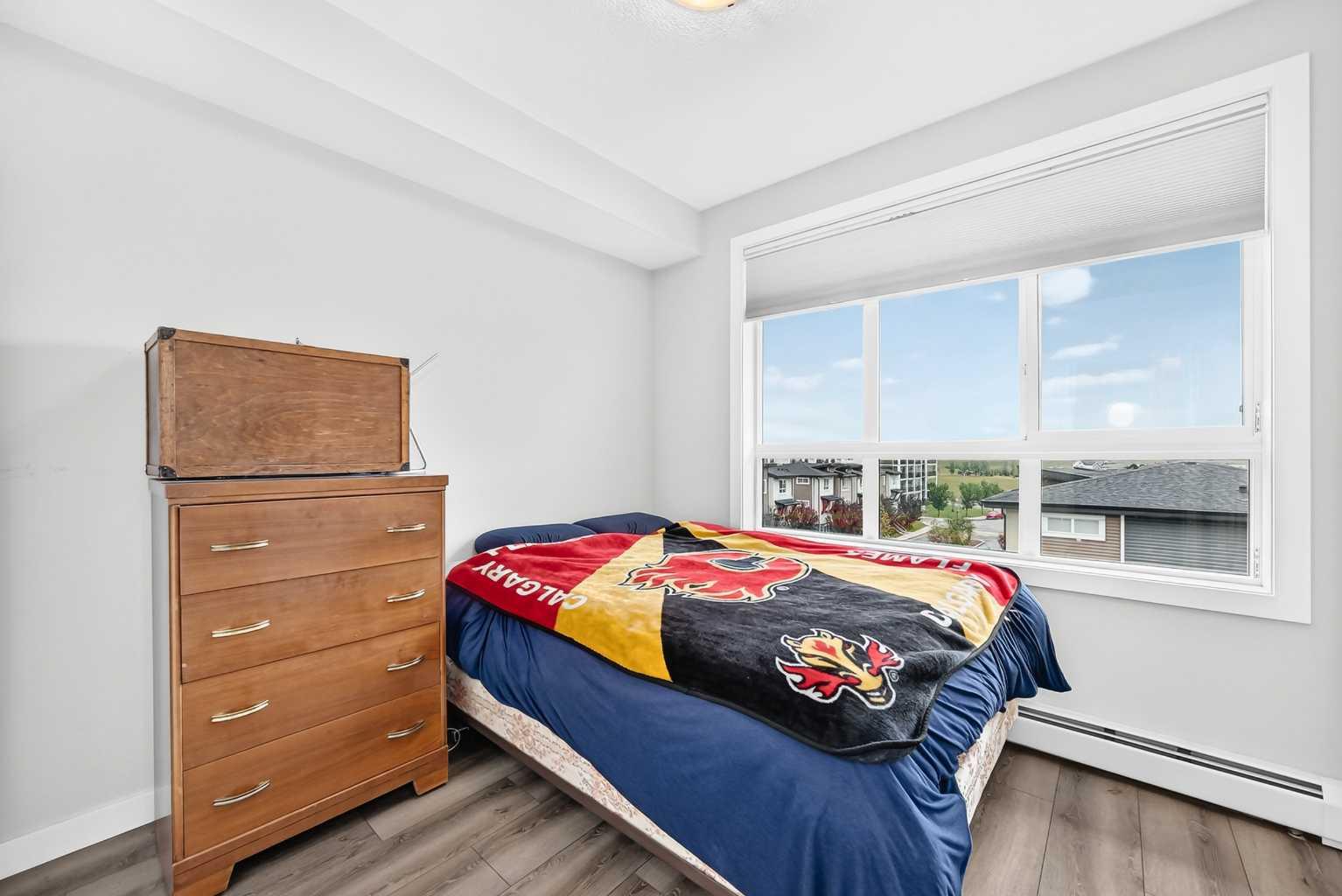 409, 30 Walgrove Walk SE