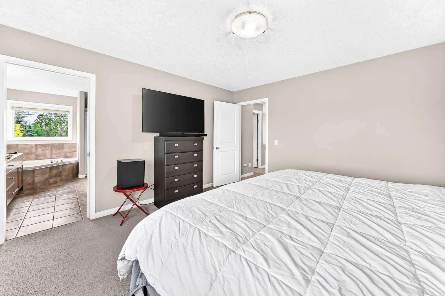 316, 1 Glensummit Close SE