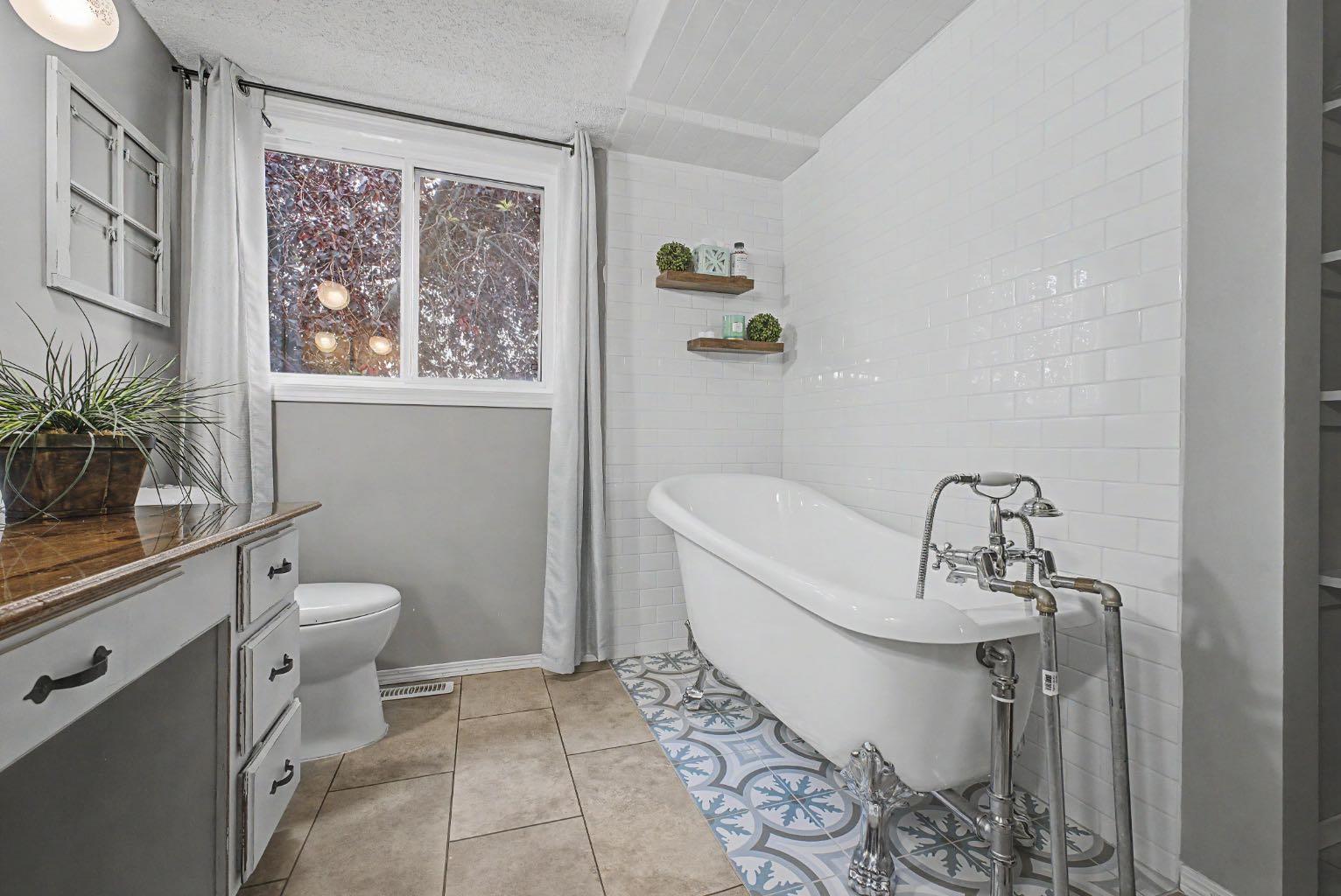85 Rideau Close SW