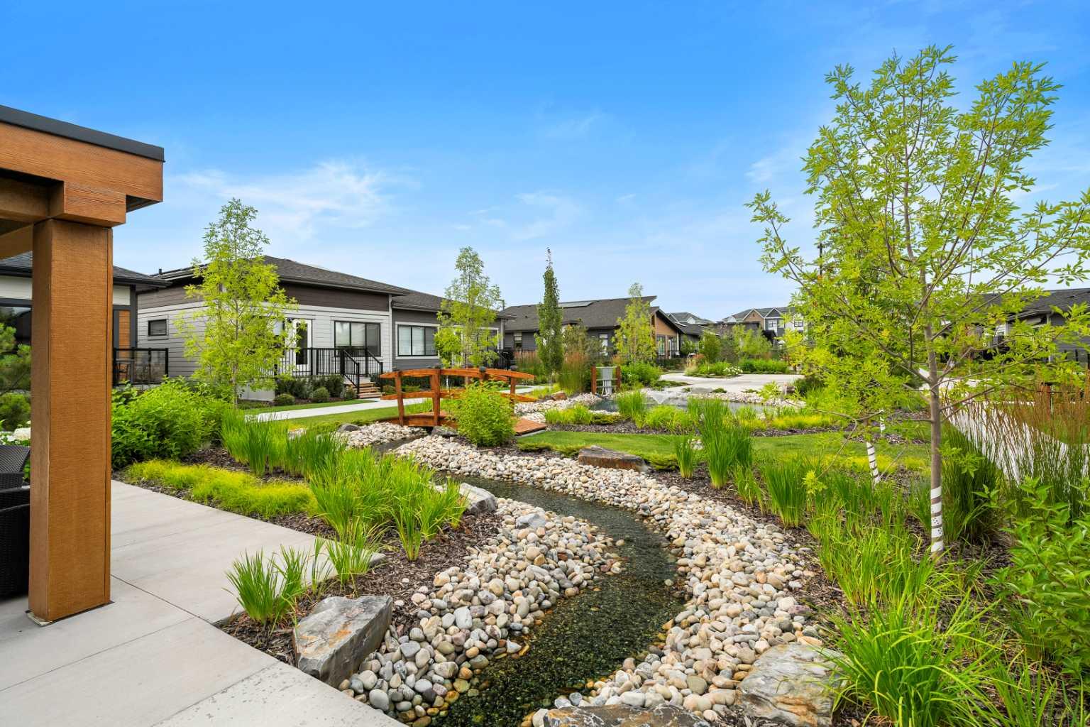 220 Marina Cove SE