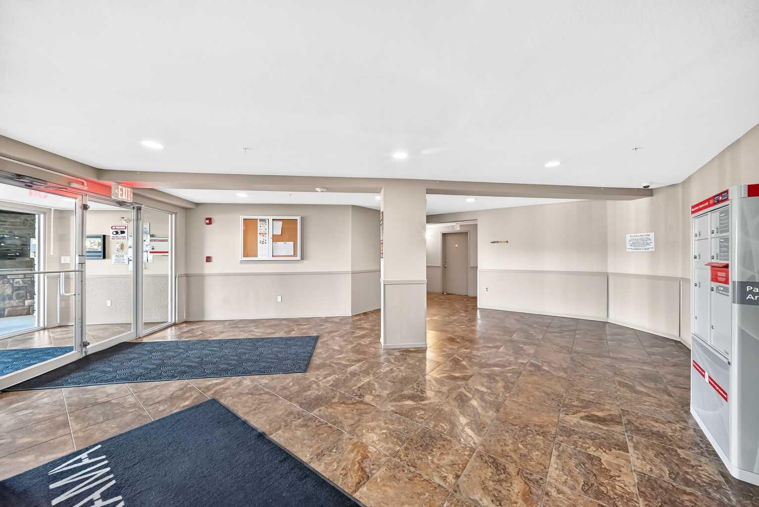 2202, 60 Panatella Street NW
