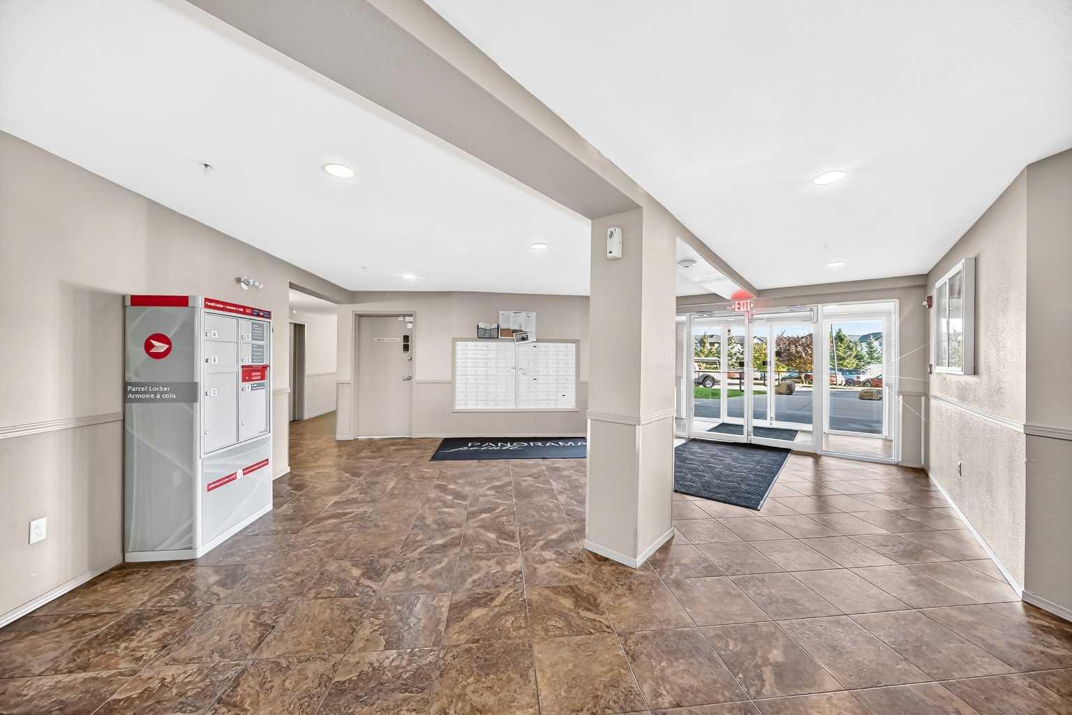 2202, 60 Panatella Street NW