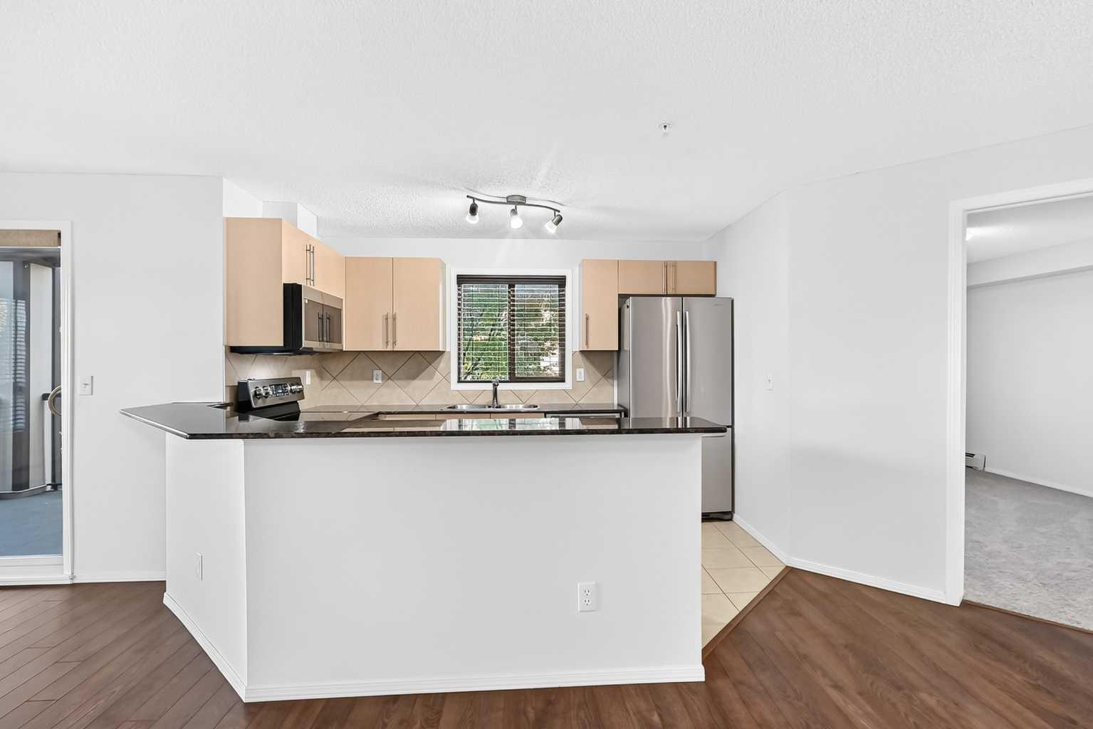 2202, 60 Panatella Street NW