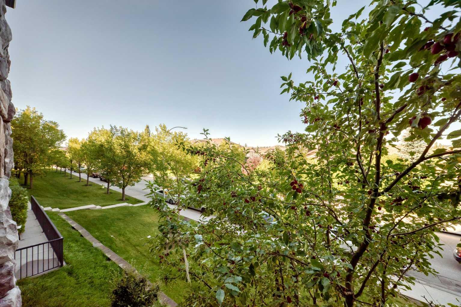 2202, 60 Panatella Street NW