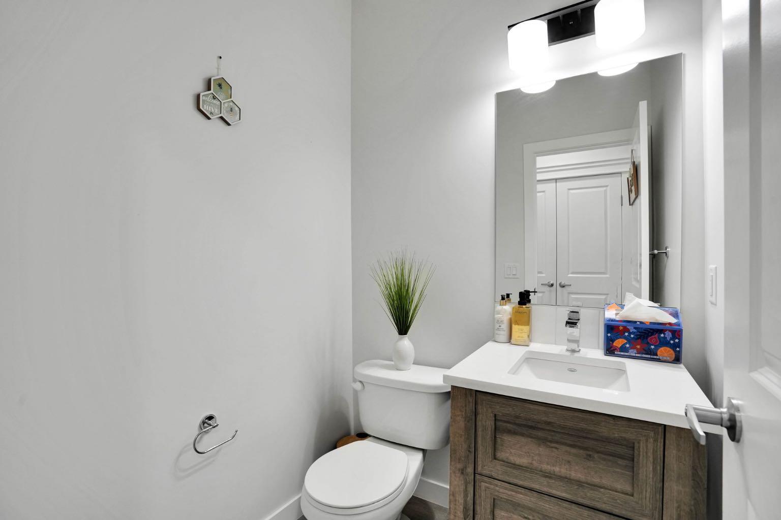 159 Hotchkiss Manor SE