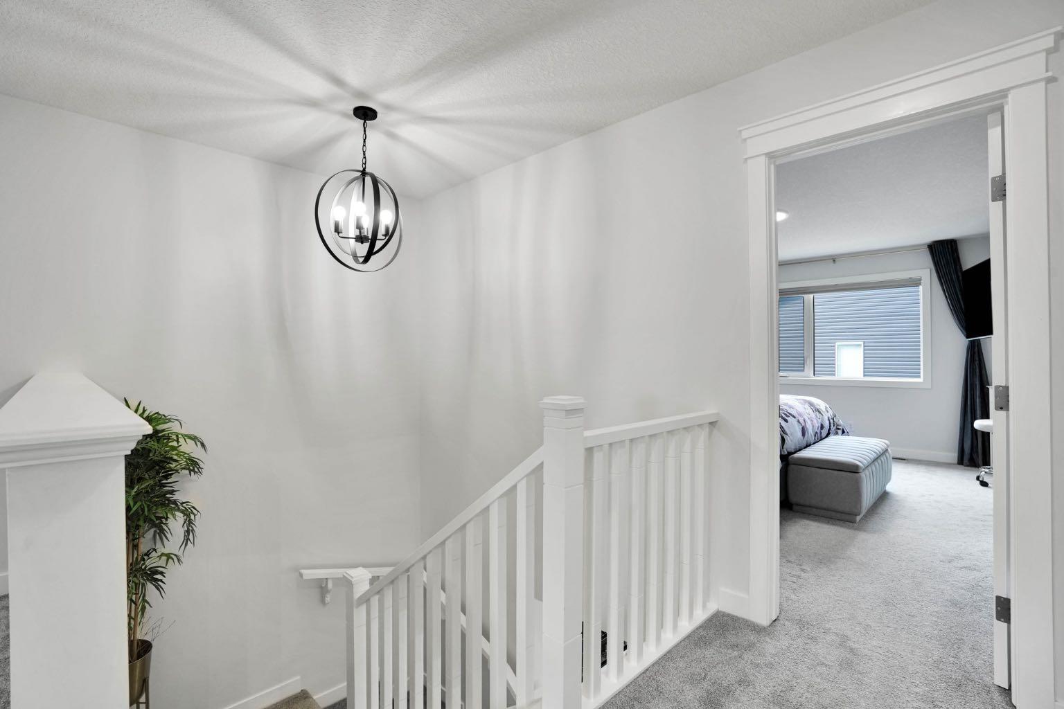 159 Hotchkiss Manor SE