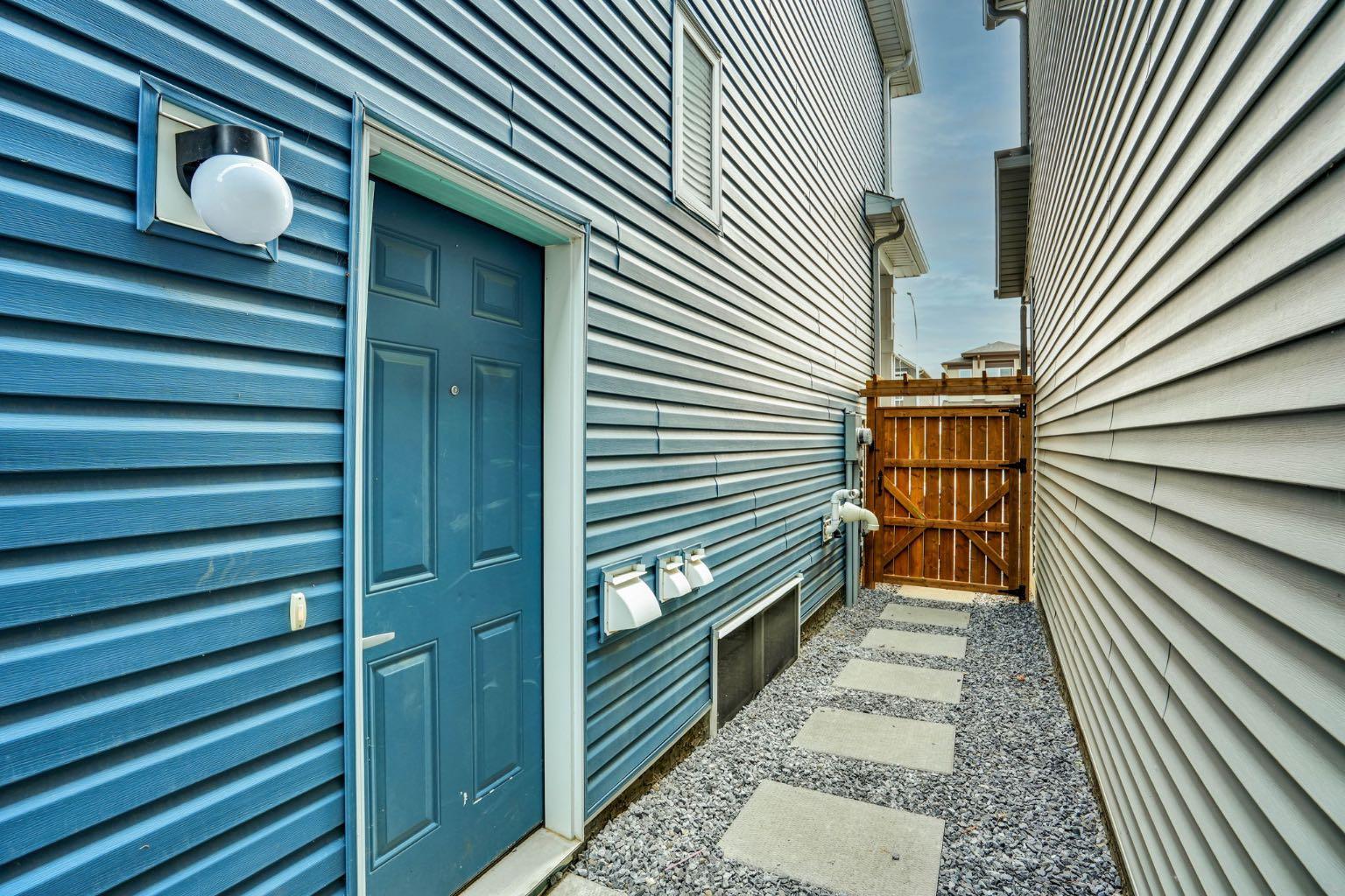 159 Hotchkiss Manor SE