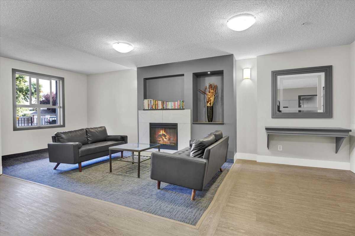 1108, 73 Erin Woods Court SE