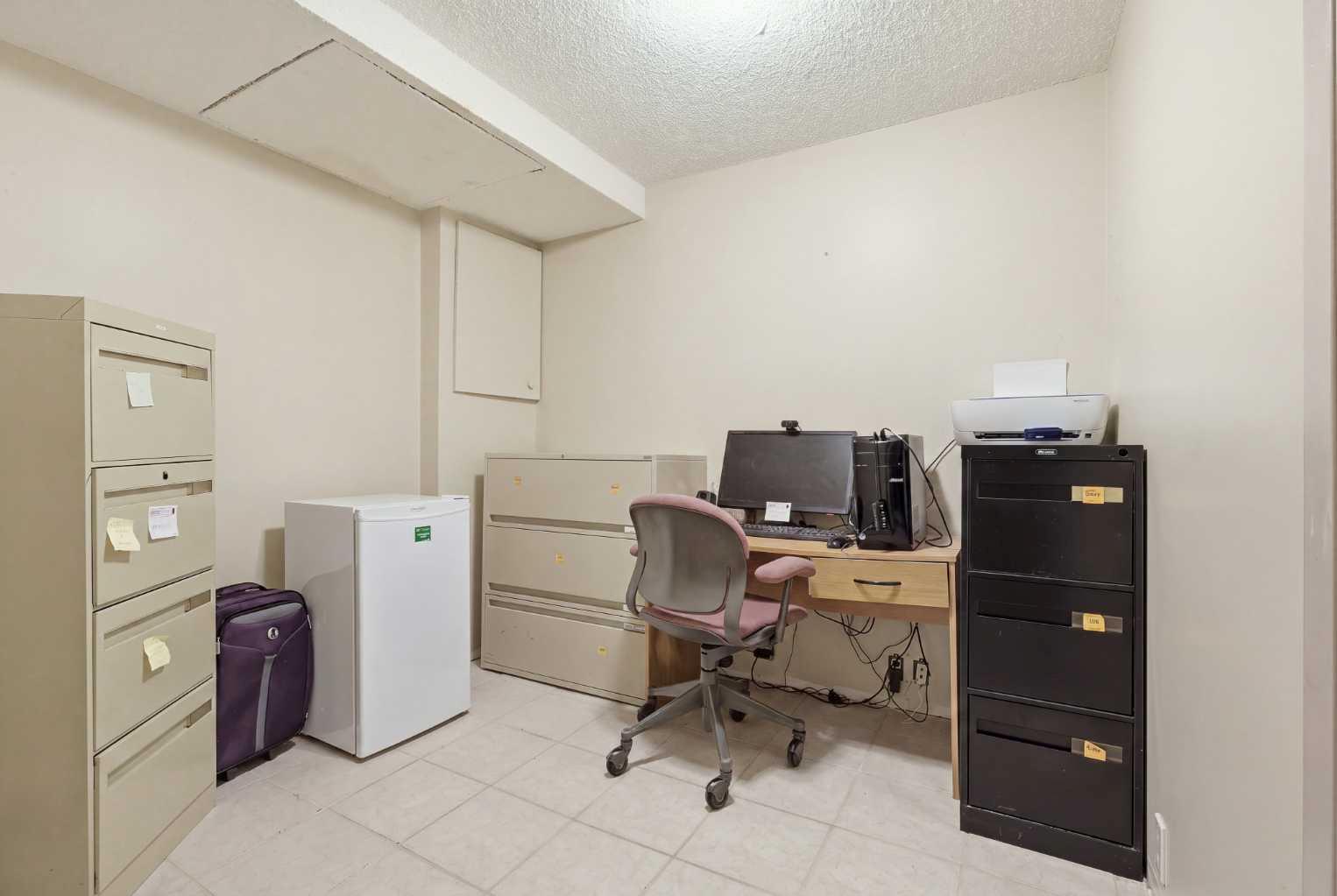224, 999 Canyon Meadows Drive SW
