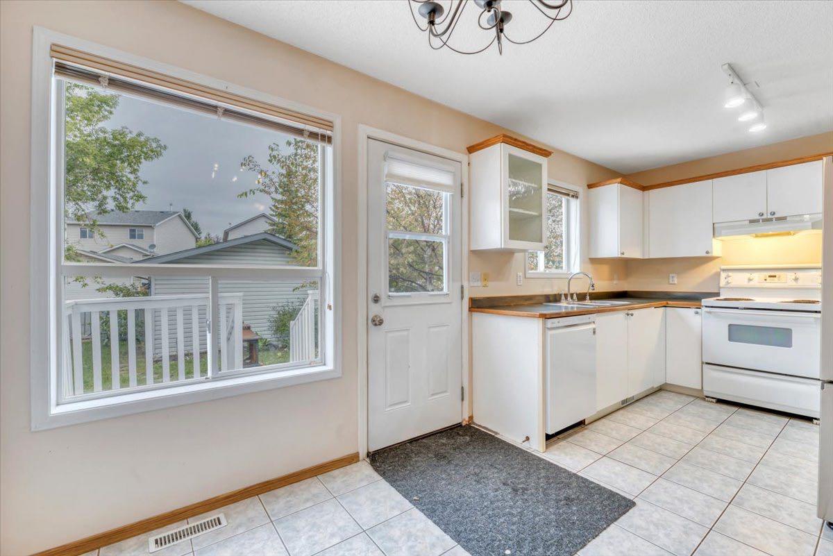 131 Hidden Way NW