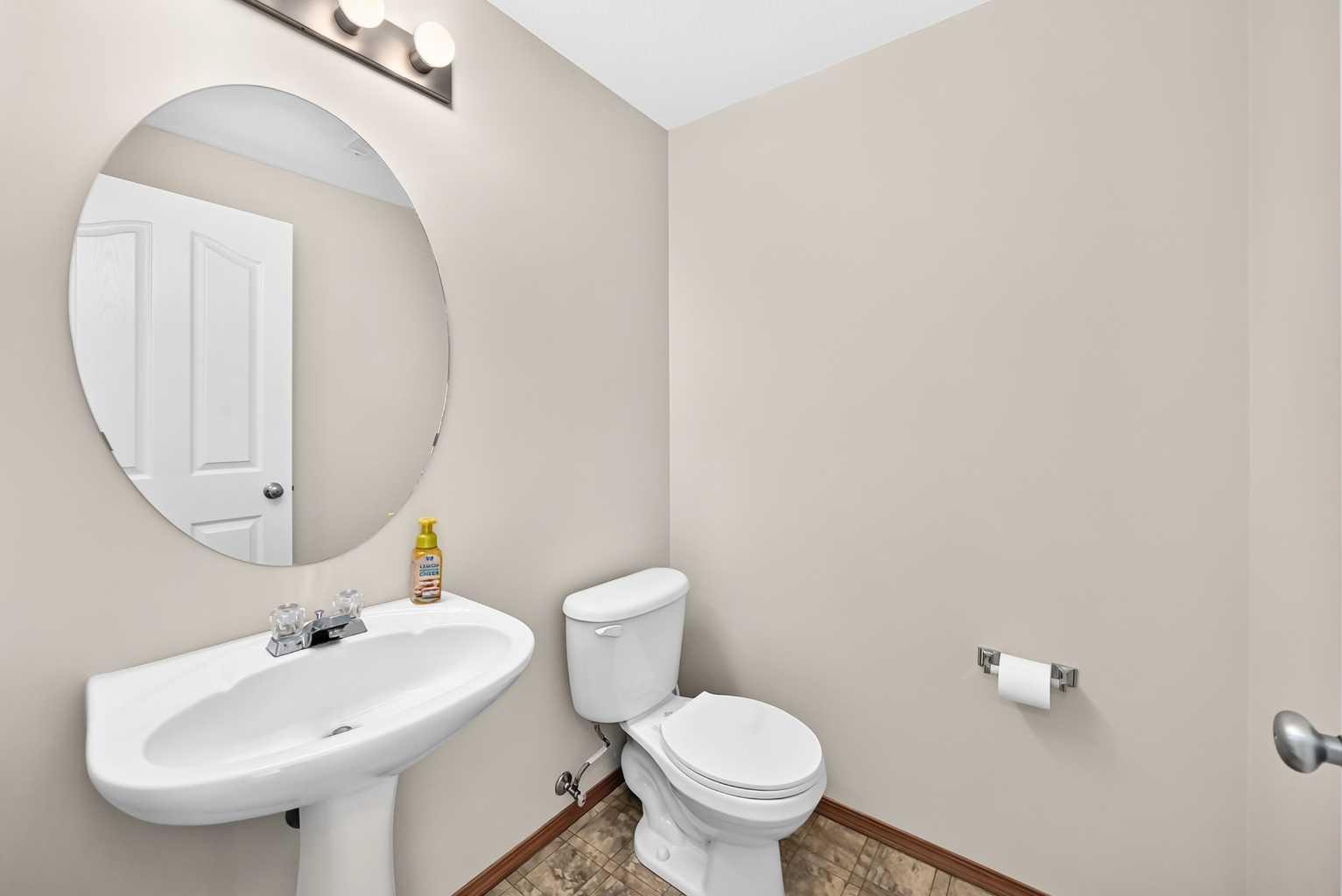 168 Somerglen Common SW