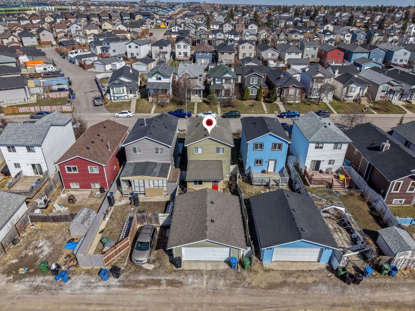 192 Martin Crossing Crescent NE