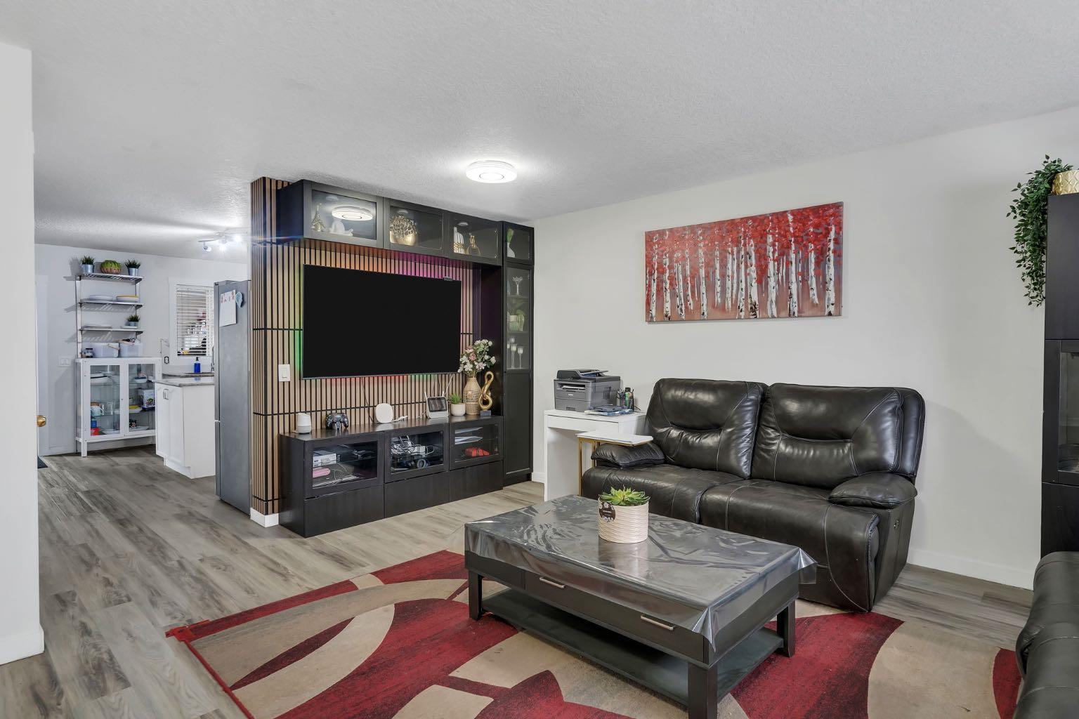 192 Martin Crossing Crescent NE