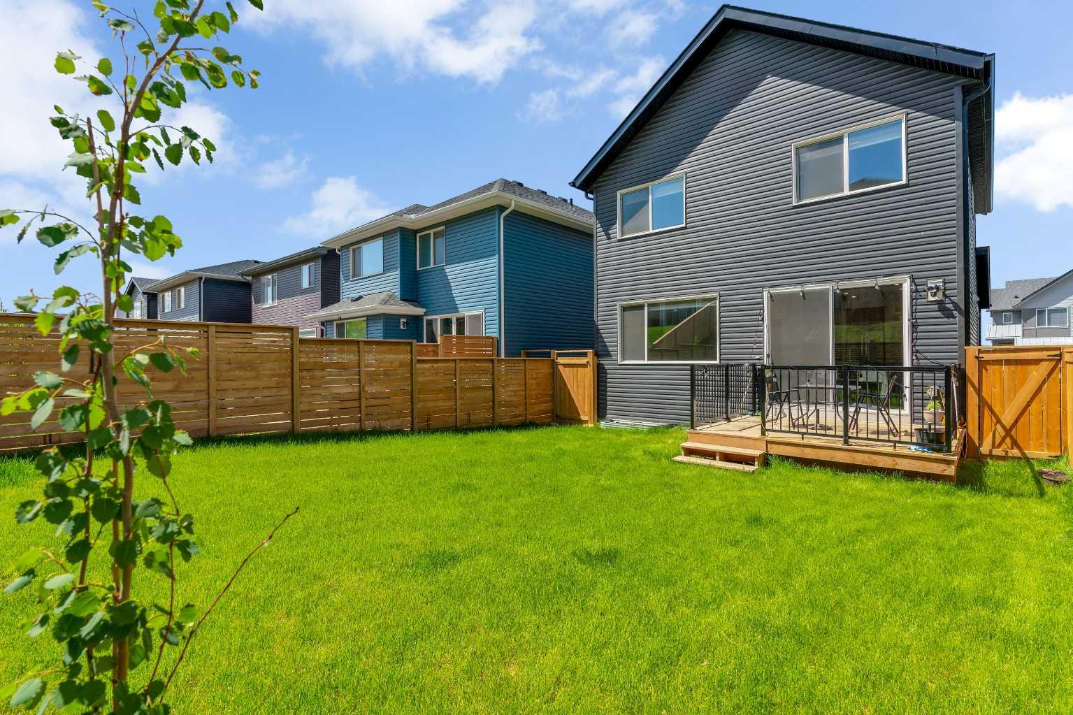 244 Lucas Way NW