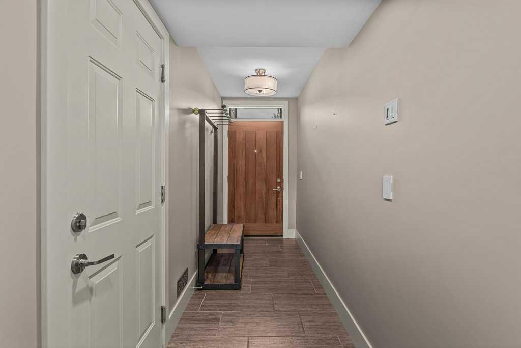418 Riva Heights 
