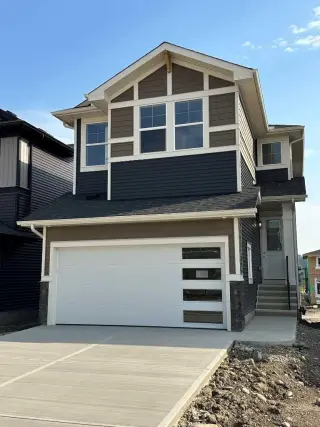 16 Topaz Place 