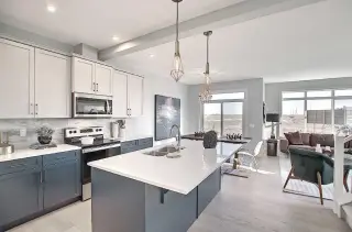 16 Topaz Place 