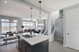 16 Topaz Place 