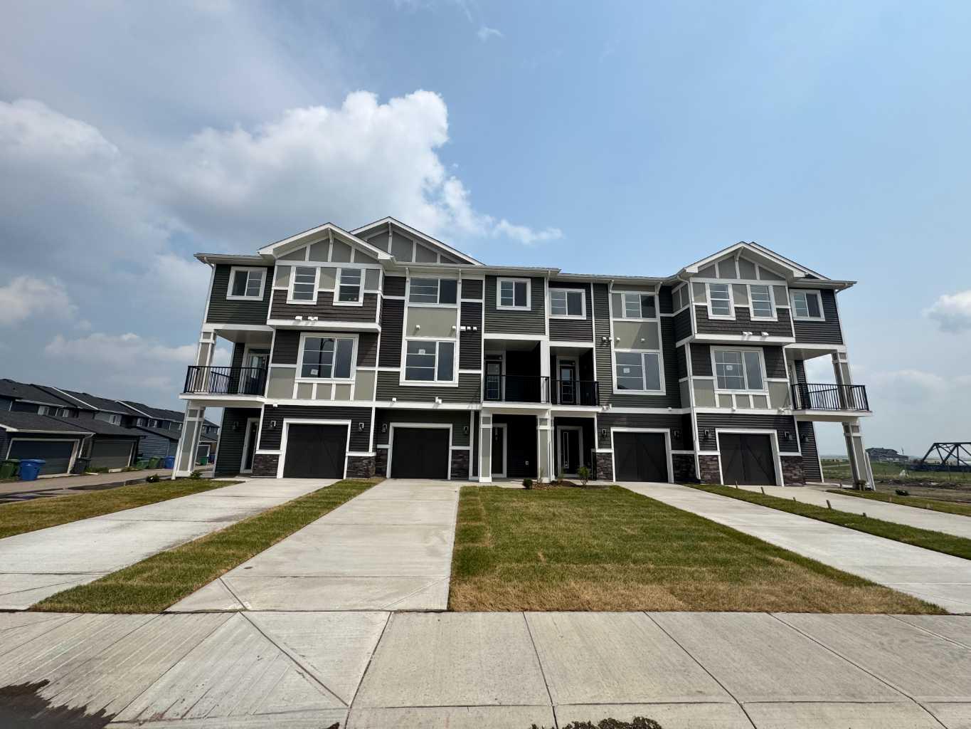 8 Waterford Glen 