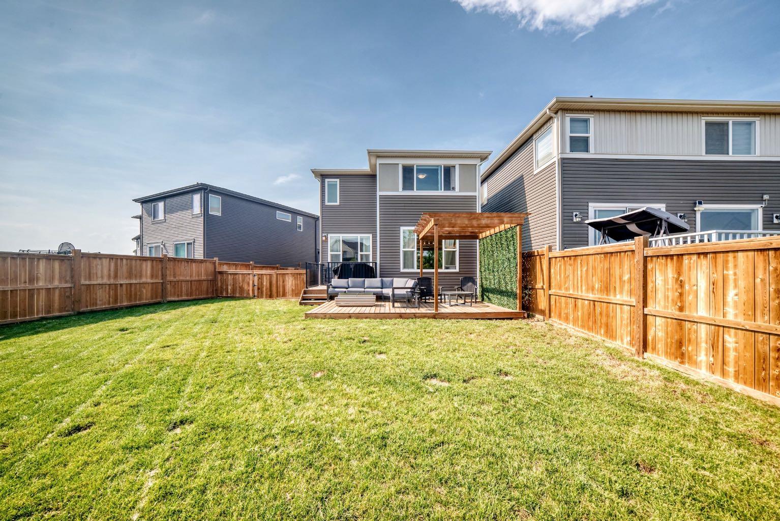 118 Belmont Crescent SW