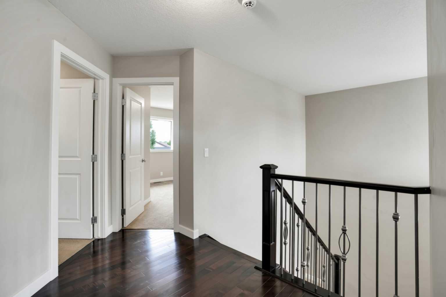 92 Everglen Close SW