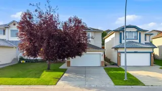 72 Arbour Crest Road NW
