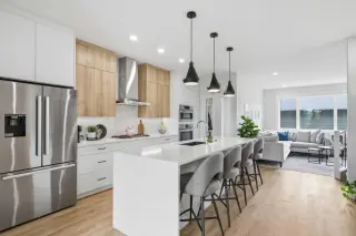 1062 Harmony Parade 