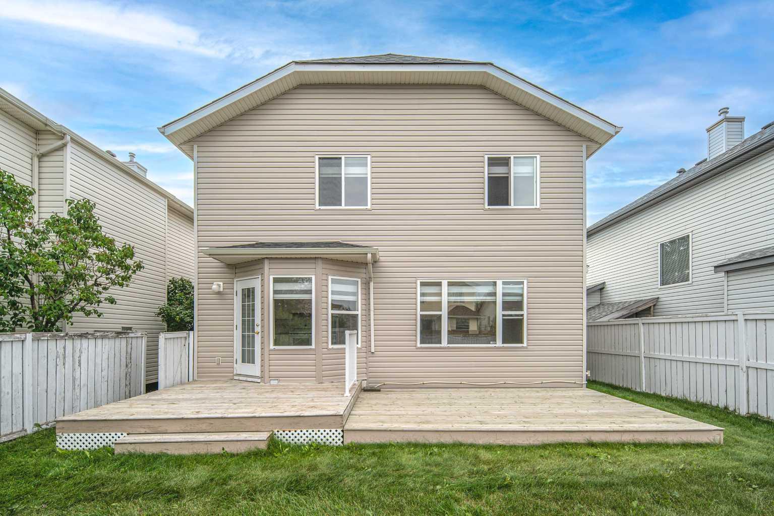 859 Harvest Hills Drive NE