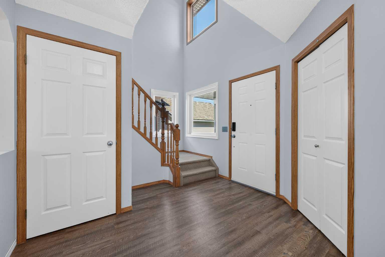 446 Harvest Hills Drive NE