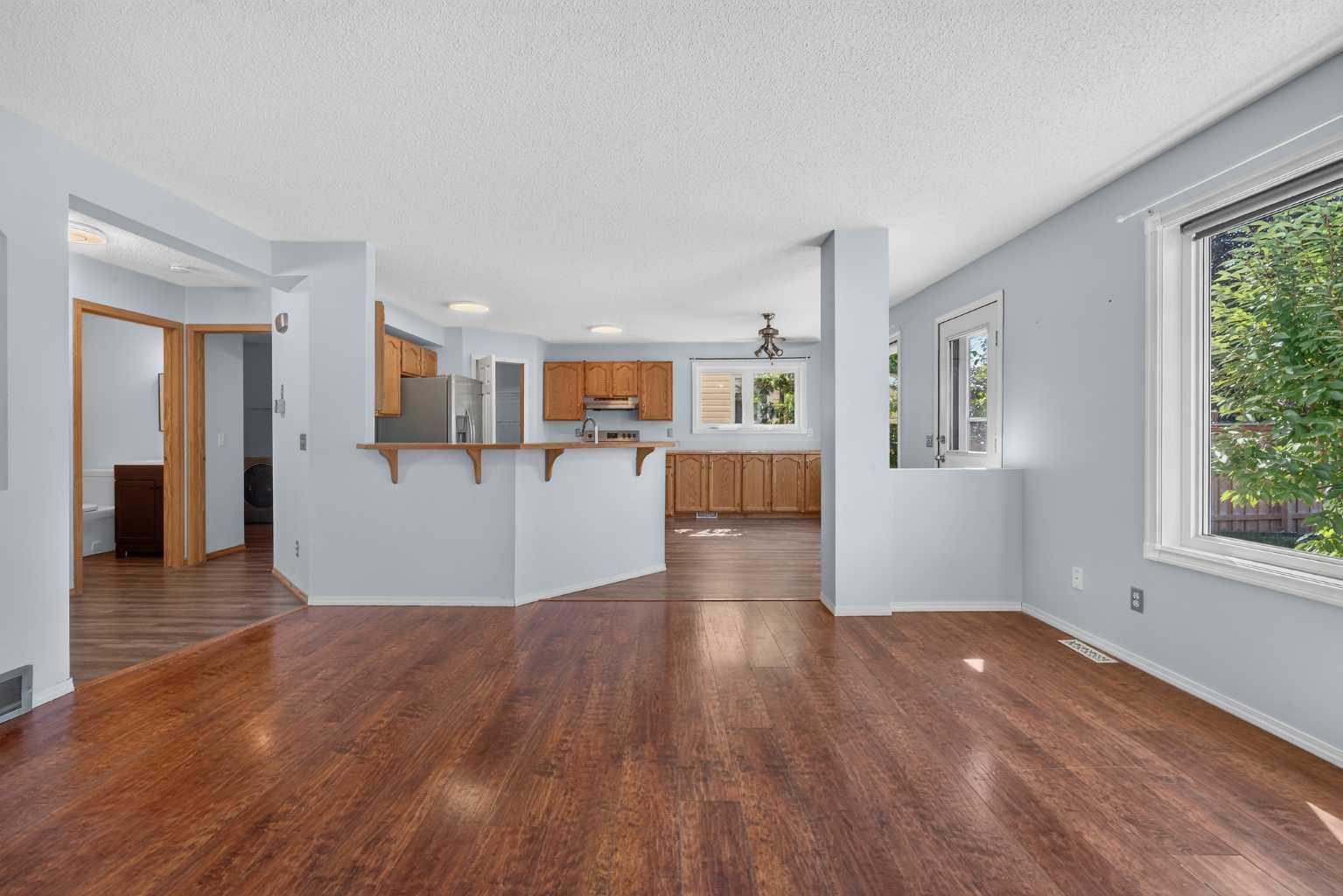 446 Harvest Hills Drive NE