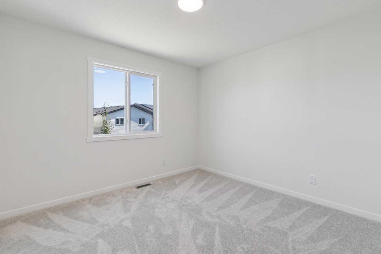 126 Walgrove Bay SE