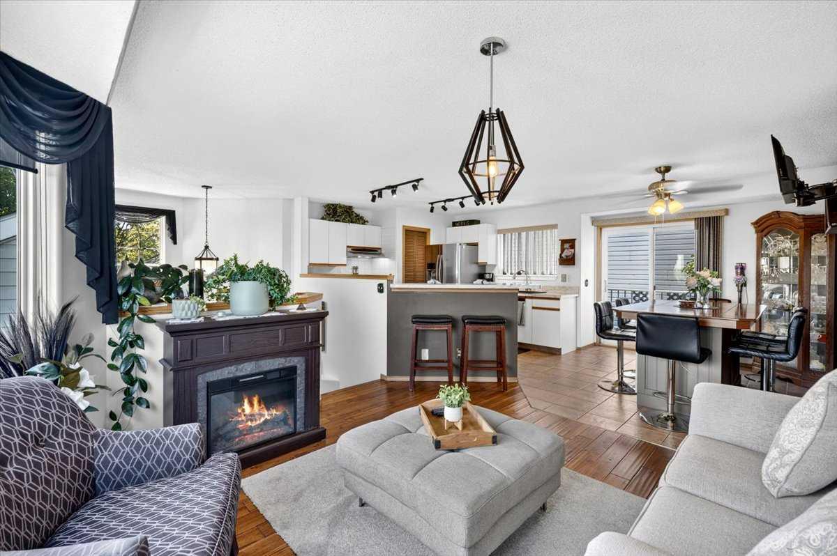 74 San Diego Manor NE