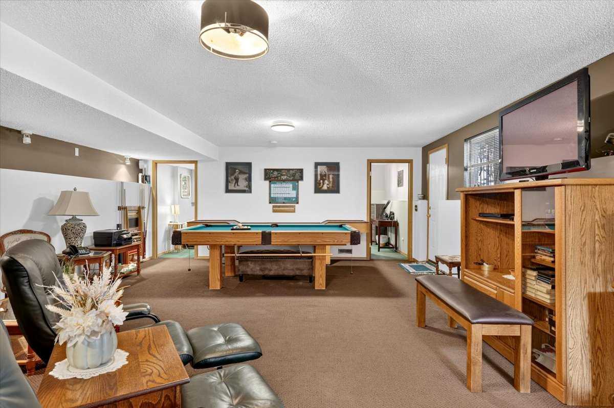 74 San Diego Manor NE