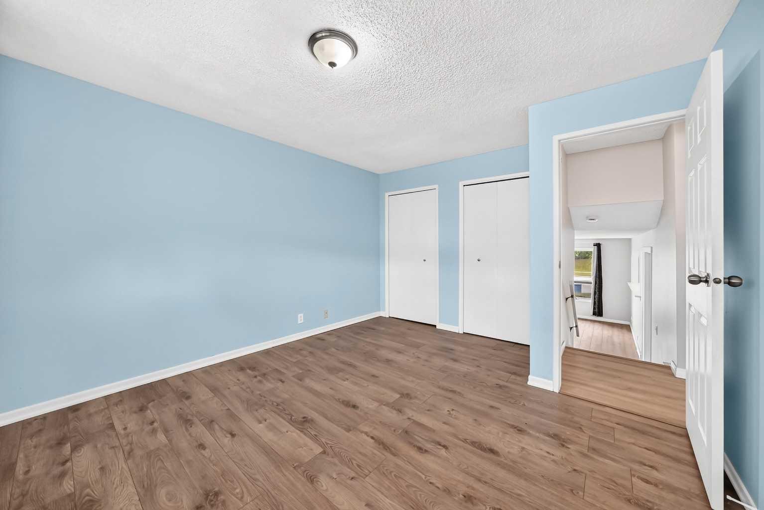 19 Falshire Drive NE