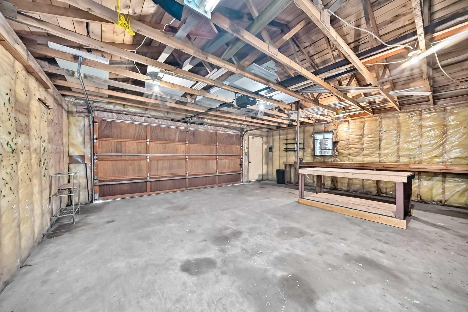 19 Falshire Drive NE