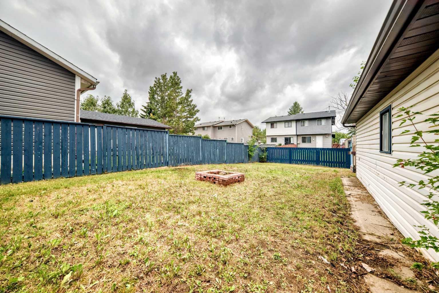19 Falshire Drive NE