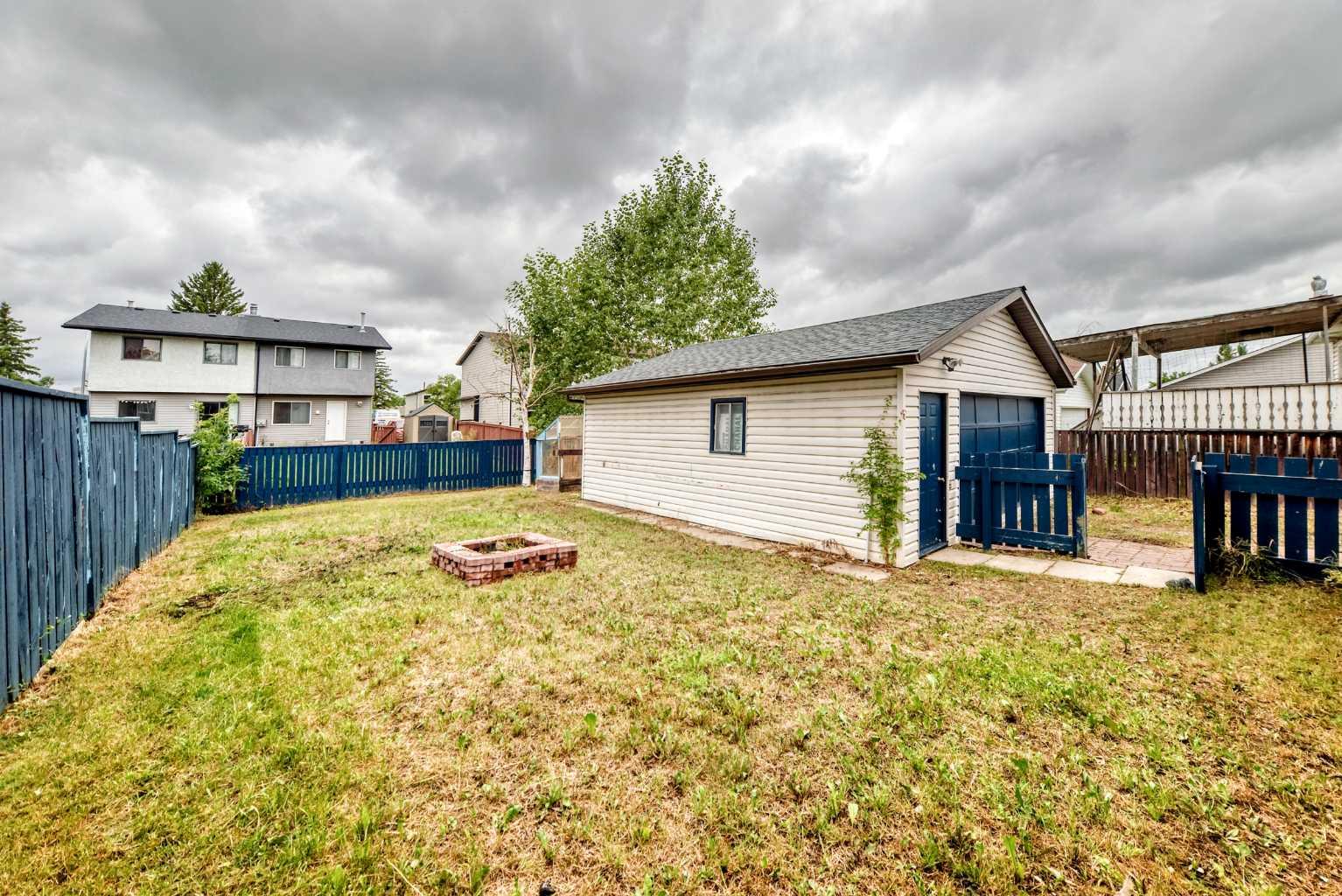 19 Falshire Drive NE