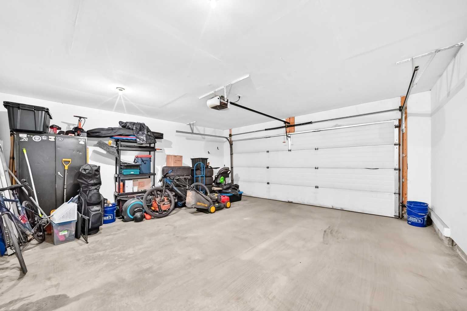252 McKenzie Towne Link SE