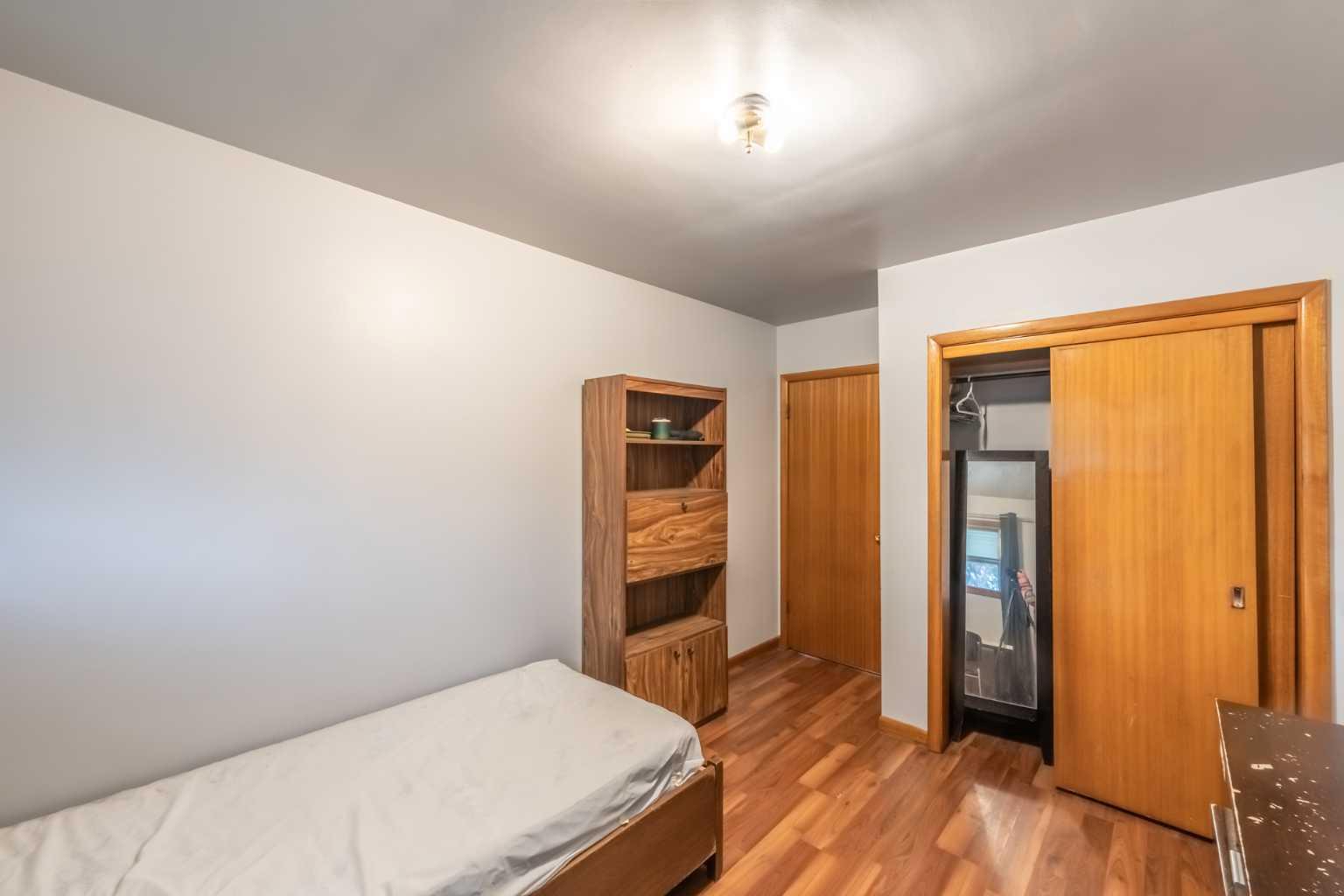 2628 Capitol Hill Crescent NW