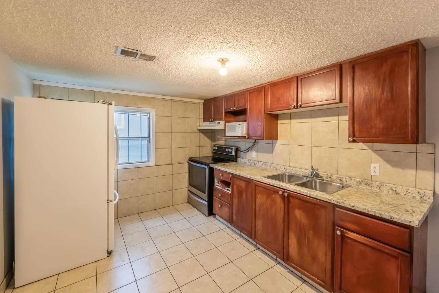 2628 Capitol Hill Crescent NW