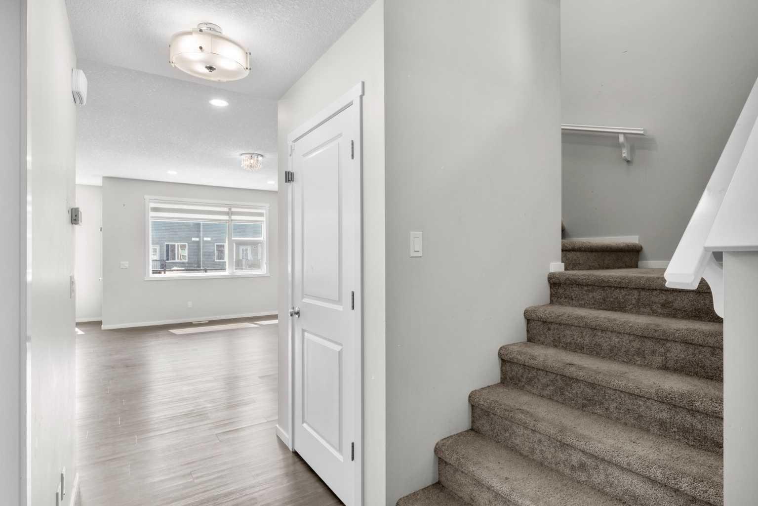 243 Savanna Lane NE