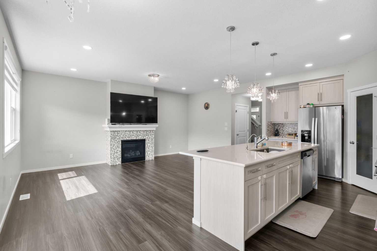243 Savanna Lane NE
