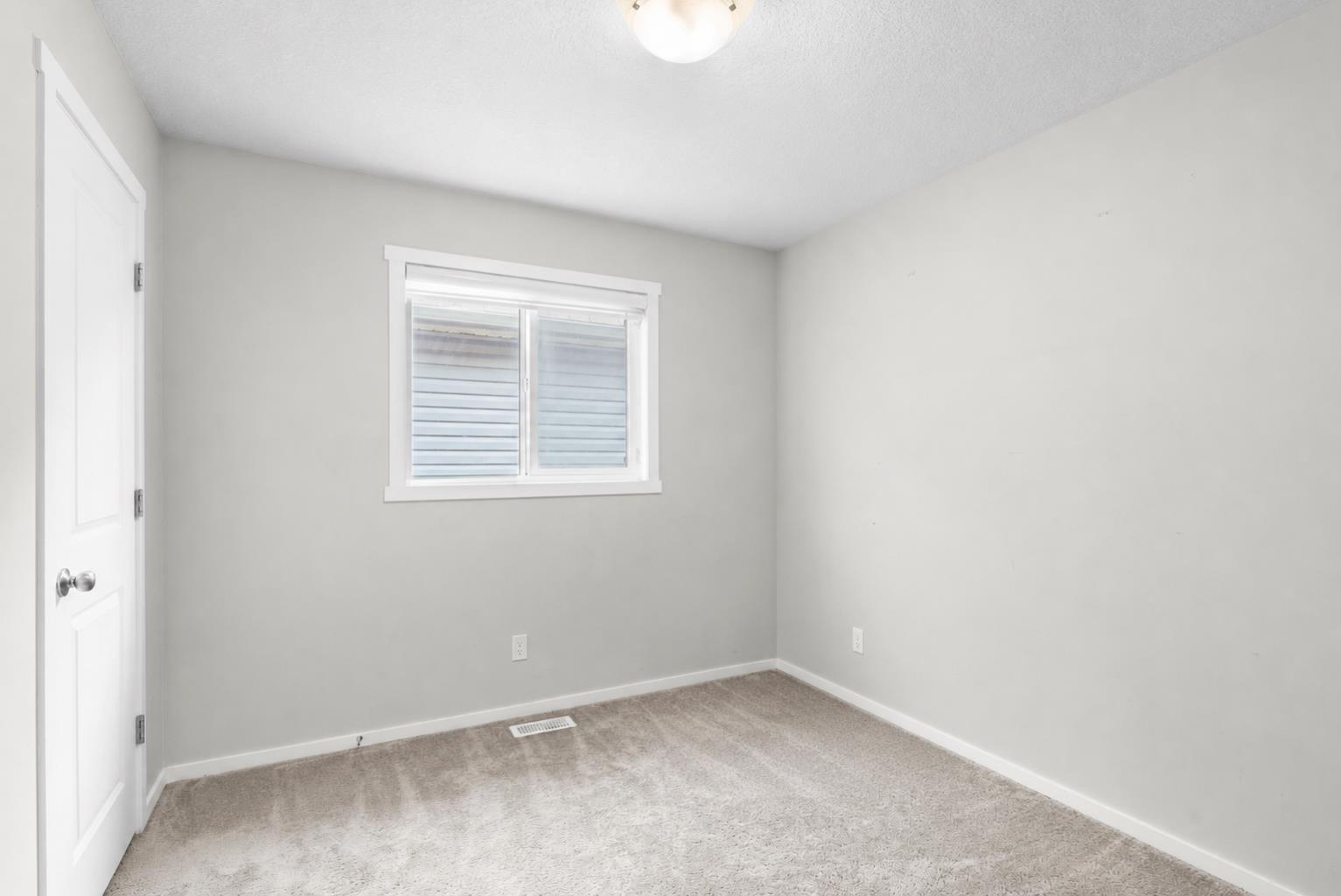 243 Savanna Lane NE