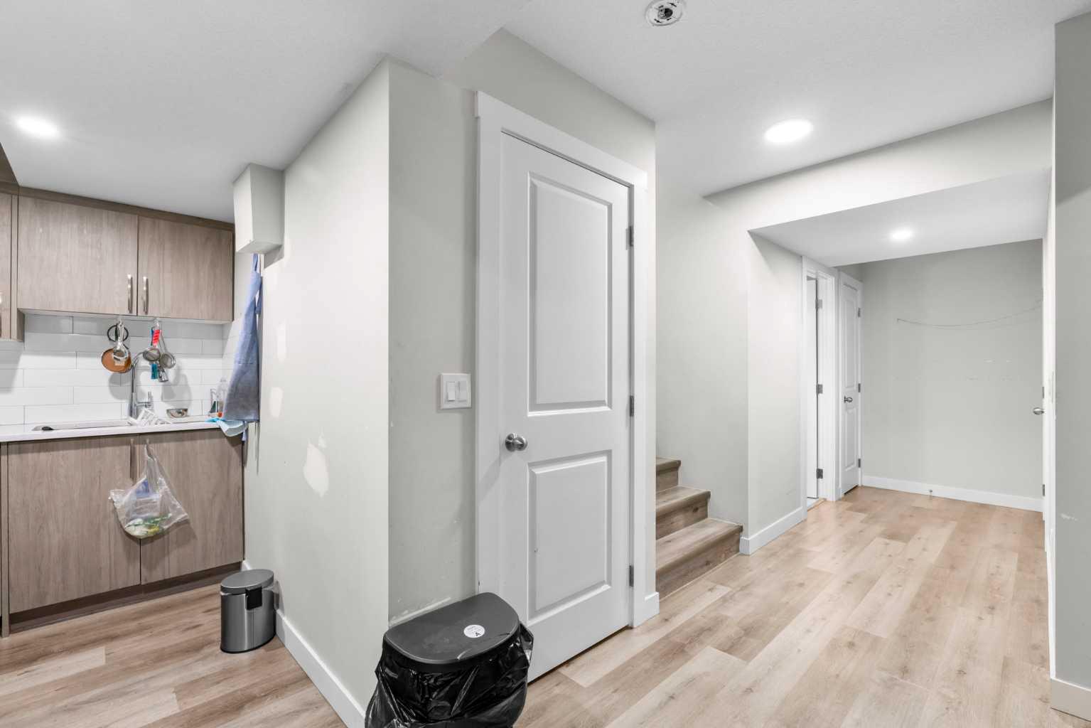 243 Savanna Lane NE
