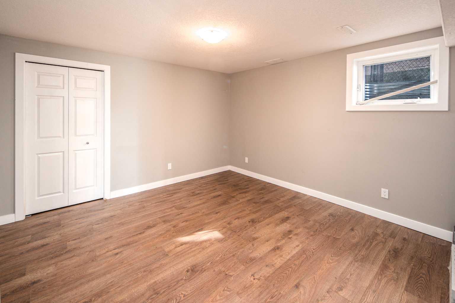 131 Edgebrook Close NW