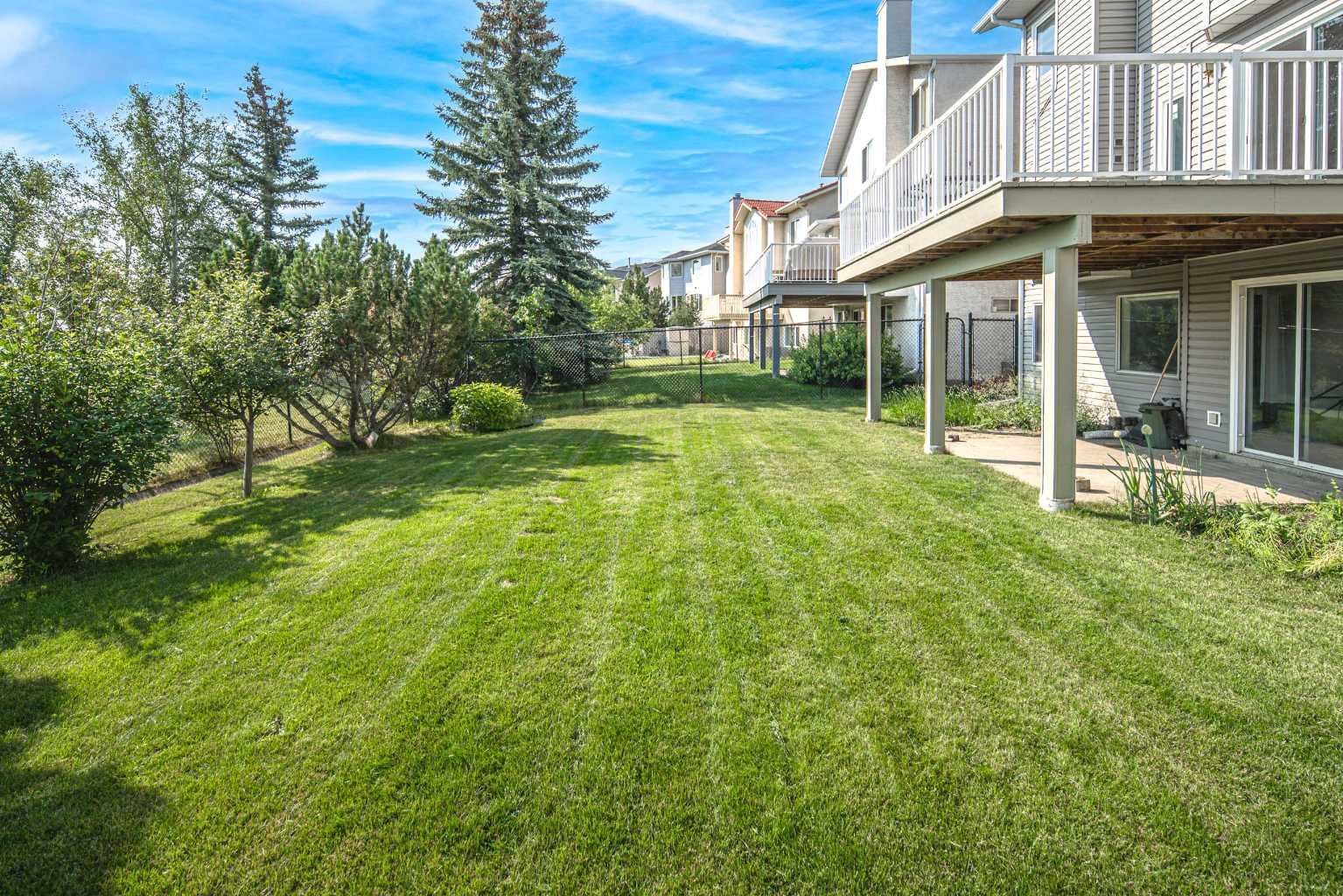 131 Edgebrook Close NW