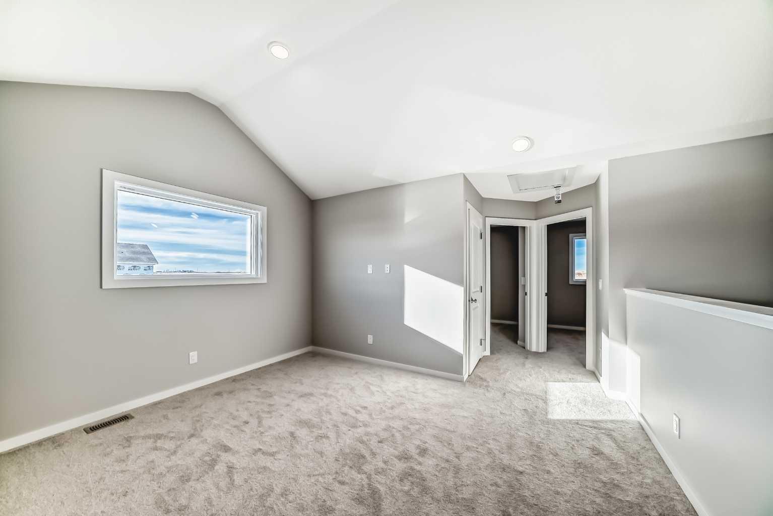 61 Monarch Boulevard 