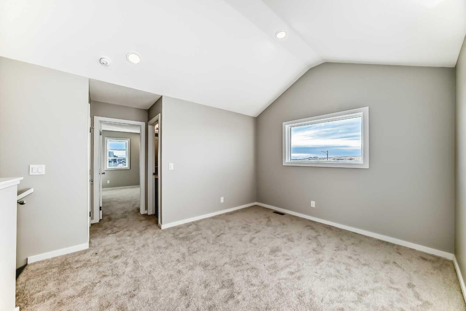 61 Monarch Boulevard 